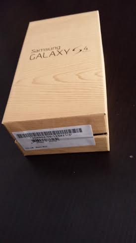 Samsung Galaxy s4 16 GB LTE CAT 4 brand new black unsealed
